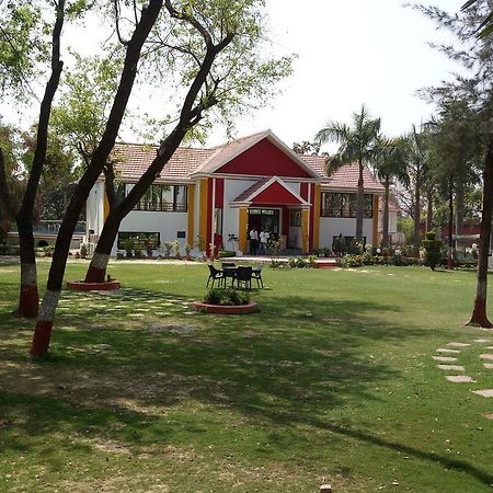 Sanjay Motels I Pvt Ltd Pura Raghunath Екстер'єр фото